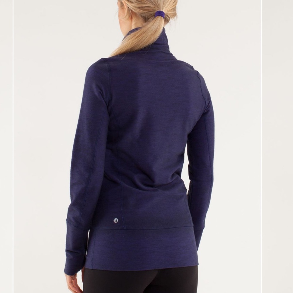 🍋Lululemon In Stride Jacket *Denim! - Picture 2 of 12